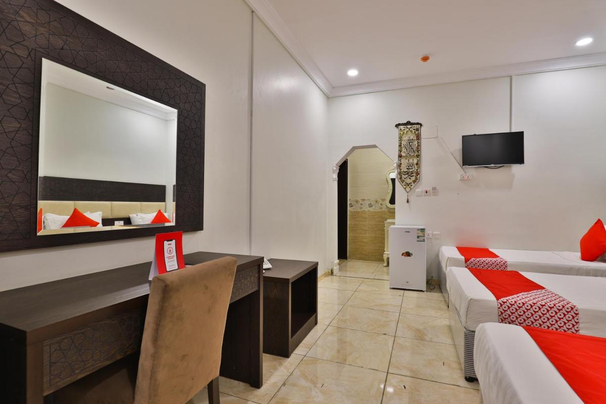 Popular attractions Area Nearby Property